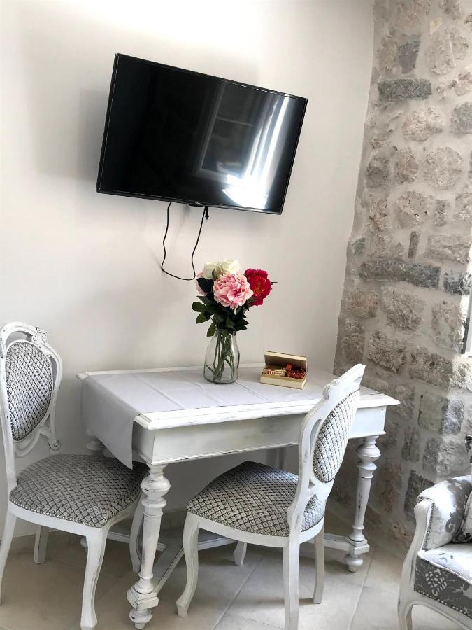 New Renovated Old Town Martiva Apartment Kotor Ngoại thất bức ảnh