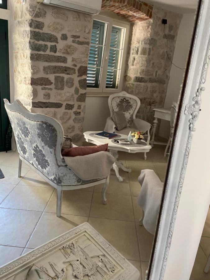 New Renovated Old Town Martiva Apartment Kotor Ngoại thất bức ảnh